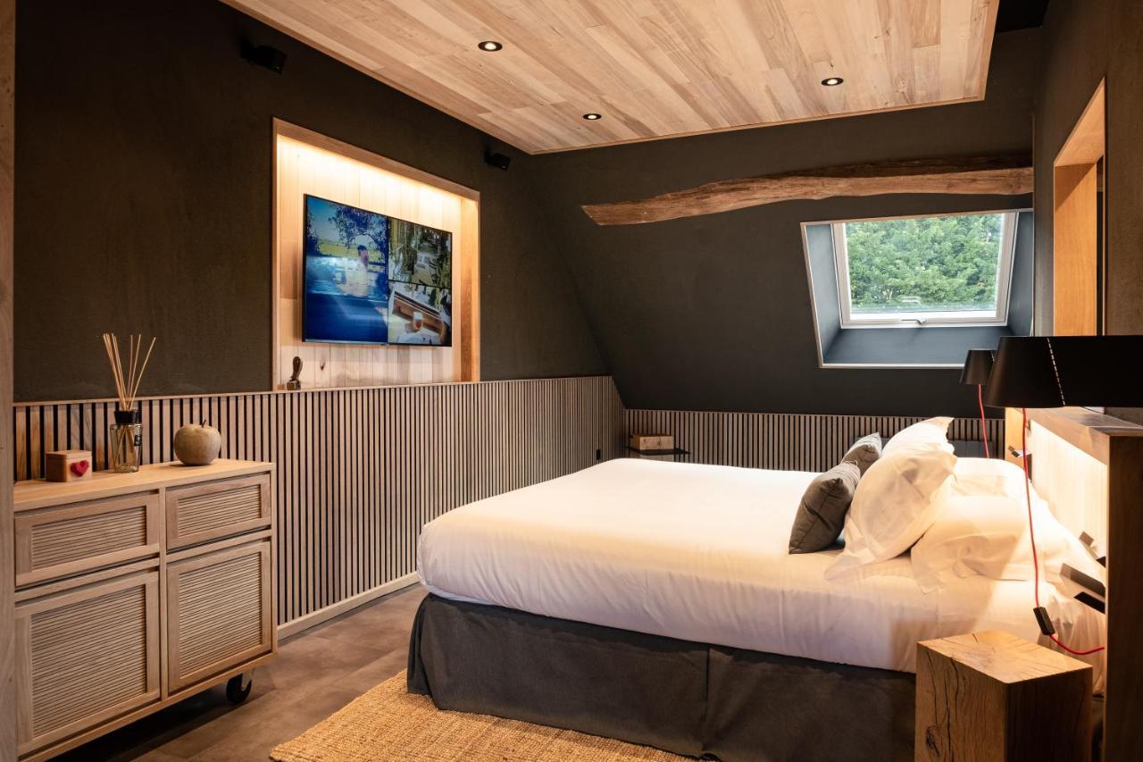 Le Domaine Des Pres Verts Suites & Chambres Avec Jacuzzi Privatif Jouey Exteriér fotografie