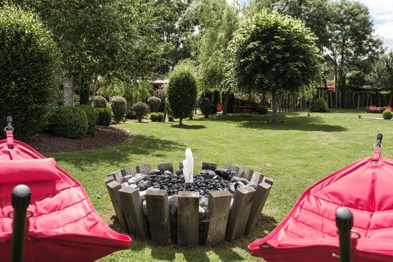 Le Domaine Des Pres Verts Suites & Chambres Avec Jacuzzi Privatif Jouey Exteriér fotografie