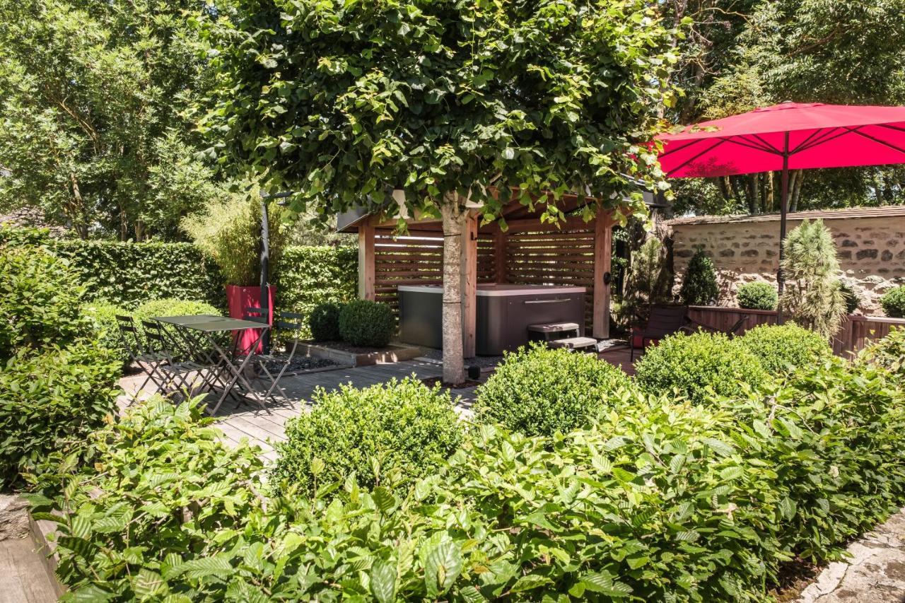 Le Domaine Des Pres Verts Suites & Chambres Avec Jacuzzi Privatif Jouey Exteriér fotografie