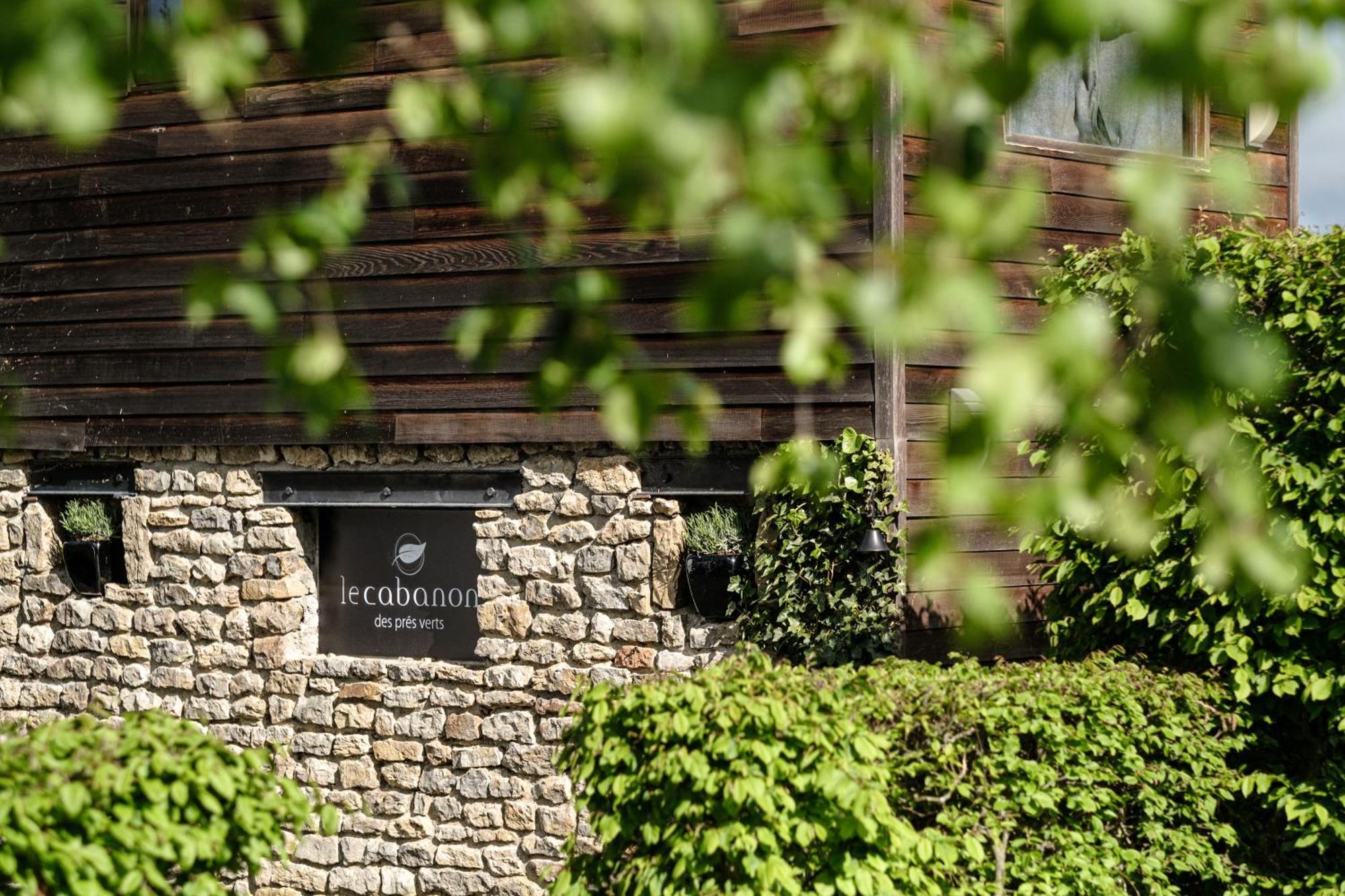 Le Domaine Des Pres Verts Suites & Chambres Avec Jacuzzi Privatif Jouey Pokoj fotografie