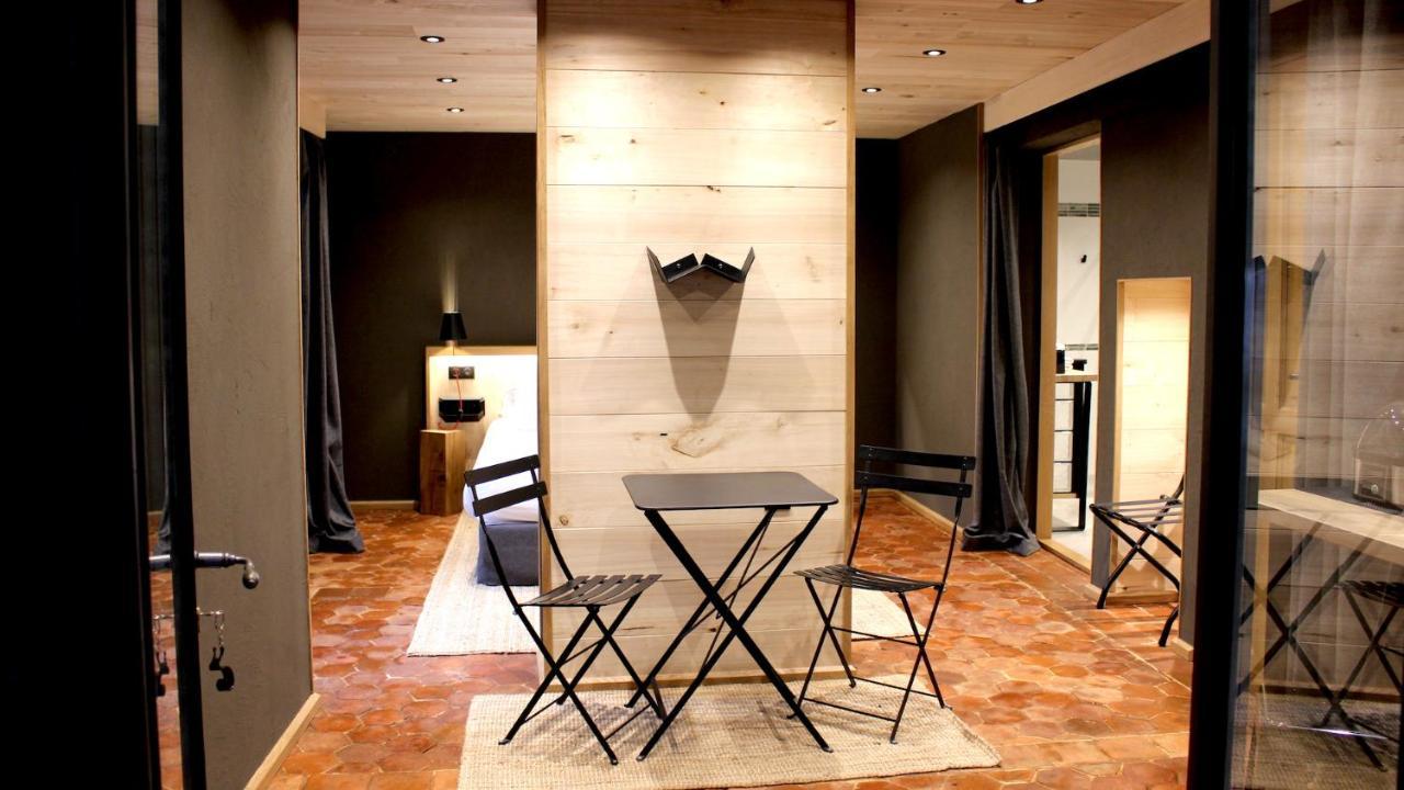 Le Domaine Des Pres Verts Suites & Chambres Avec Jacuzzi Privatif Jouey Exteriér fotografie